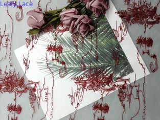 Κόκκινο κεντημένο ύφασμα δαντελλών πλέγματος του Tulle για το φόρεμα κοριτσιών