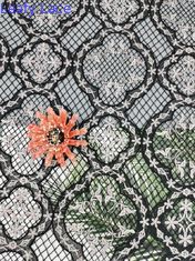 Η υδροδιαλυτή κεντητική χρωμάτισε το Floral χημικό ύφασμα δαντελλών