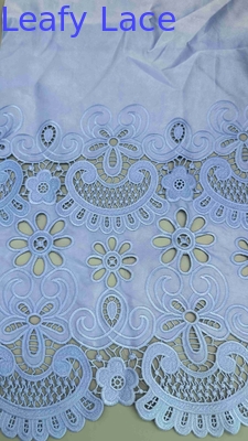 Υφασμάτινο κεντήματα με laser cut Light Blue Poly Grpund κεντήματα Eyelet υφασμάτινο για τα εμπορικά σήματα ένδυσης