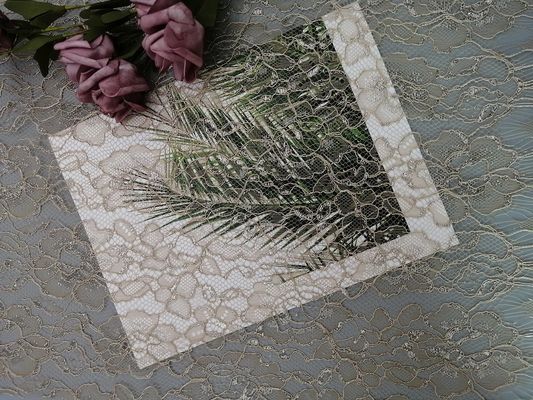 Γαλλικό Chantilly ακρών οστράκων Eyelash κλινοστρωμνής ύφασμα δαντελλών του Tulle