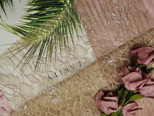 Γαλλικό Chantilly ακρών οστράκων Eyelash κλινοστρωμνής ύφασμα δαντελλών του Tulle