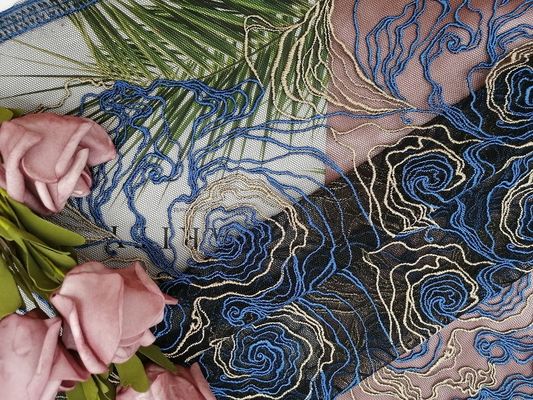 Μπλε Floral κεντημένο ύφασμα δαντελλών πολυεστέρα για τα εμπορικά σήματα ενδυμάτων