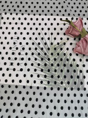 Μαύρο Crinkle του Tulle σημείων συγκεντρώθηκε το πτυχωμένο ύφασμα πλέγματος