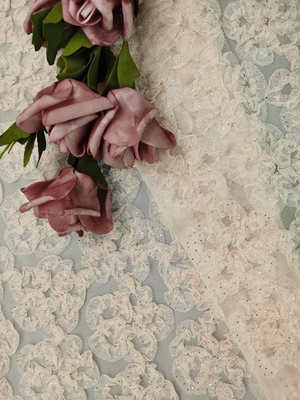 Ρόδινη τρισδιάστατη Floral τσιγγελακιών δαντελλών δαντέλλα φορεμάτων παιδιών κεντητικής υφάσματος ντυμένη φύλλο αλουμινίου