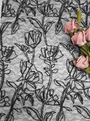 Μαύρο σχοινόδετο Floral κεντημένο σχέδιο ύφασμα 129cm δαντελλών πλάτος